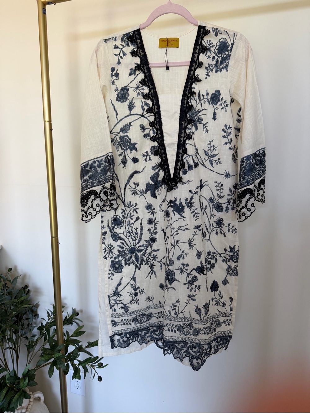 Embroidered Cream and Navy V-Neck Long Sleeve Kurta